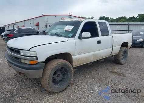 2002 Chevrolet Silverado 1500 Ls from USA, damaged, VIN 2GCEK19T321135693